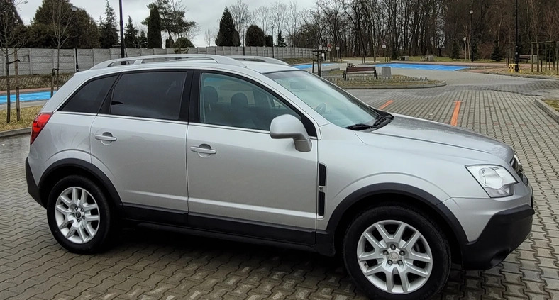 Opel Antara cena 24900 przebieg: 154000, rok produkcji 2009 z Płock małe 667